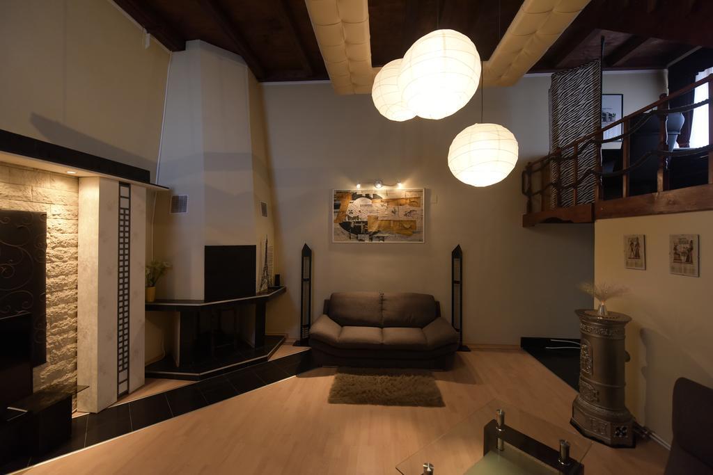 H & V Residence - Split Level Apartment Arad Exteriér fotografie